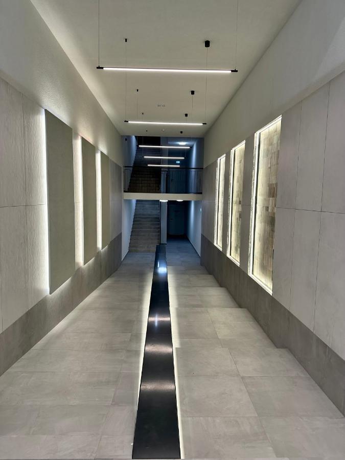 Cityscape ~ Ac/indoor Parking/balcony Апартаменти *