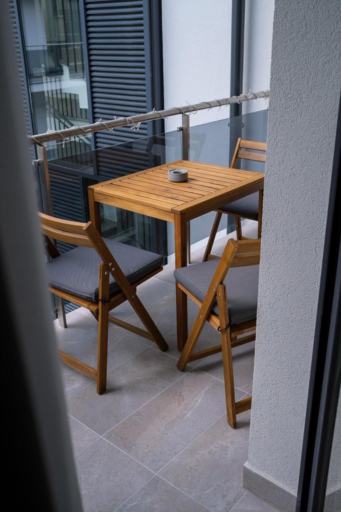 Cityscape ~ Ac/indoor Parking/balcony * Будапешт